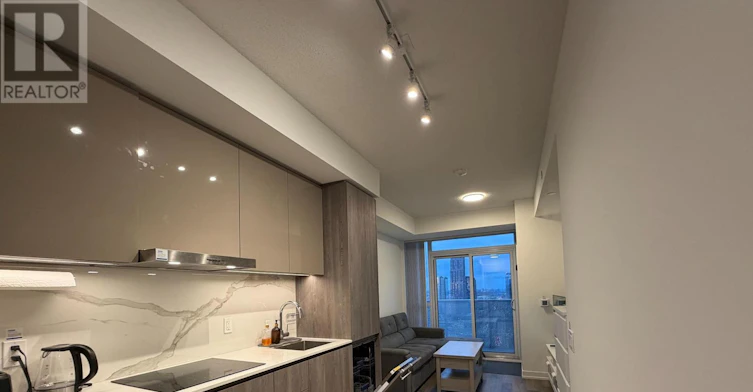 3207-8 Interchange Way, Vaughan, ON, L4K 0R2 - 4