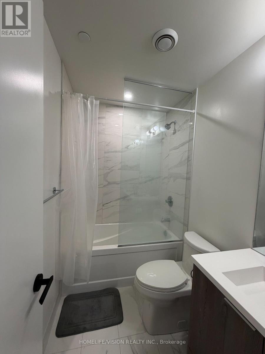 3207-8 Interchange Way, Vaughan, ON, L4K 0R2 - 13