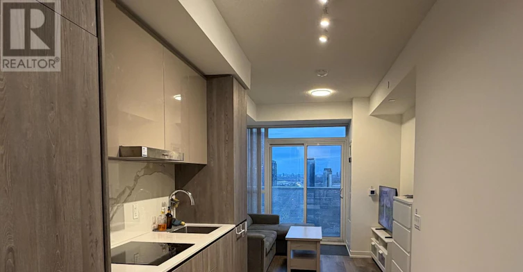 3207-8 Interchange Way, Vaughan, ON, L4K 0R2 - 7
