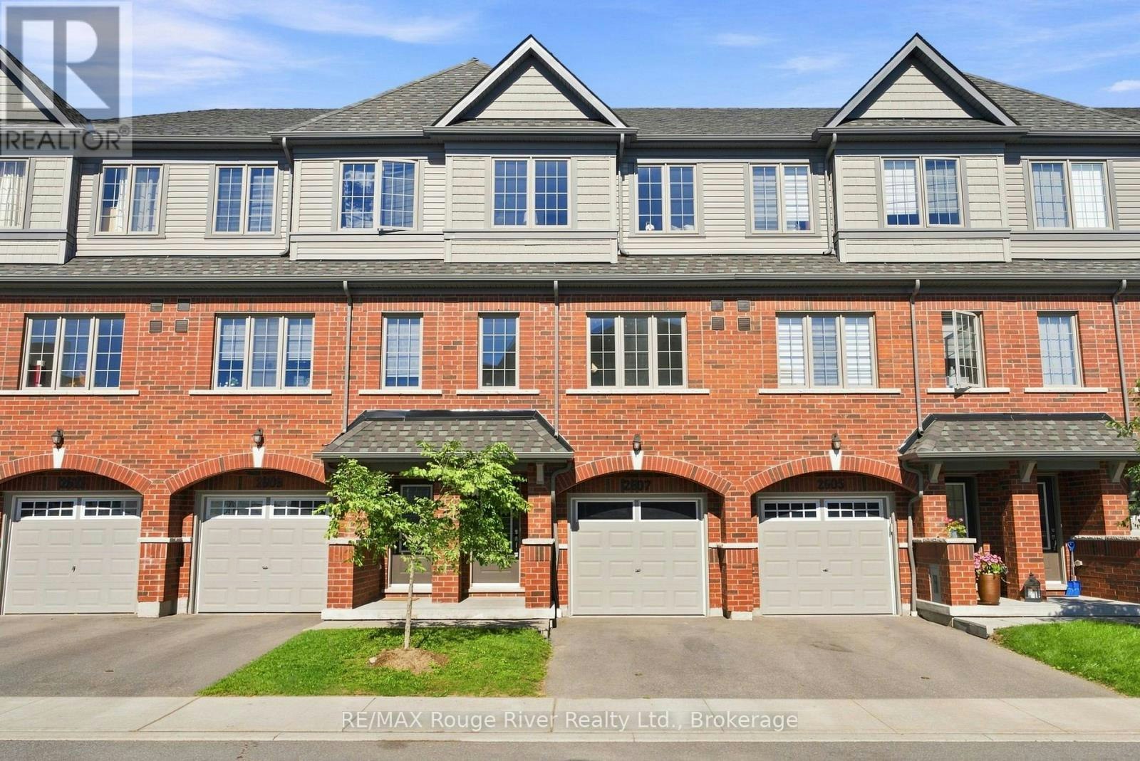 2607 Magdalen Path W, Oshawa, ON, L1L 0R6