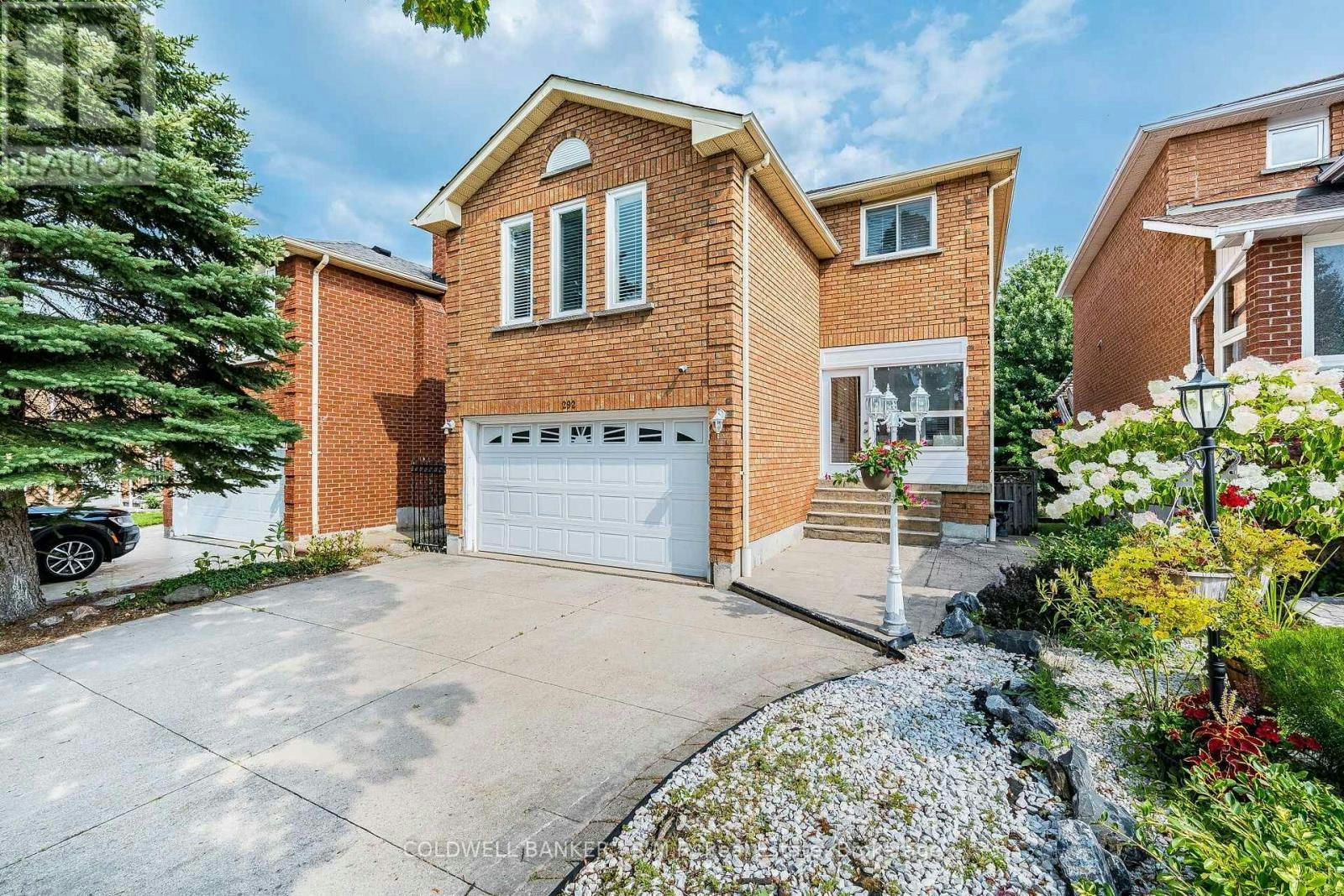 292 Ukraine Road, Mississauga, ON, L5B 3W6