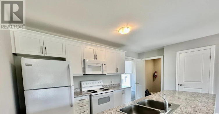 UPPER-1 Abbot Street, St. Catharines, ON, L2P 2G2 - 7