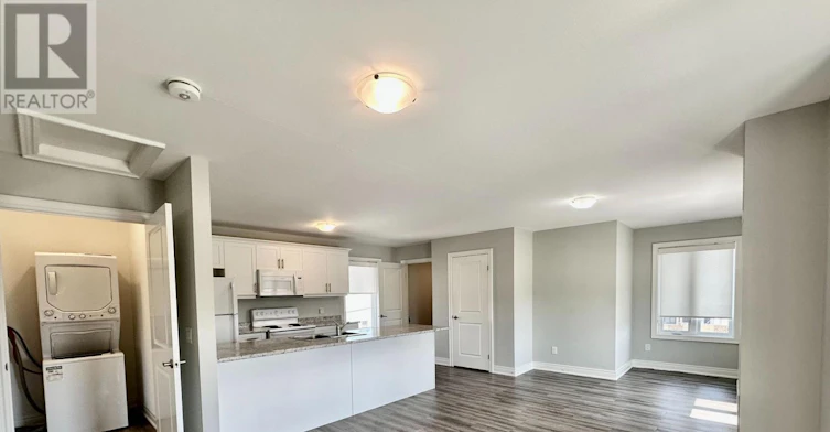 UPPER-1 Abbot Street, St. Catharines, ON, L2P 2G2 - 14