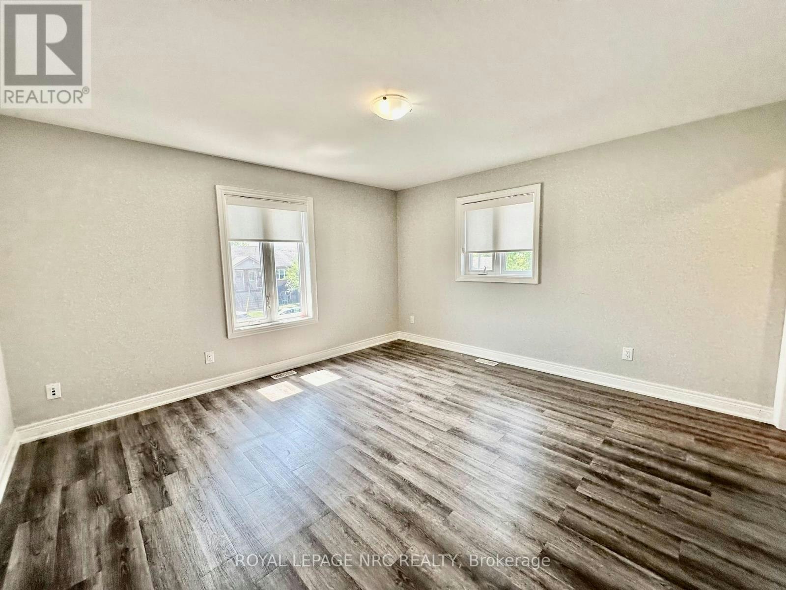 UPPER-1 Abbot Street, St. Catharines, ON, L2P 2G2 - 11