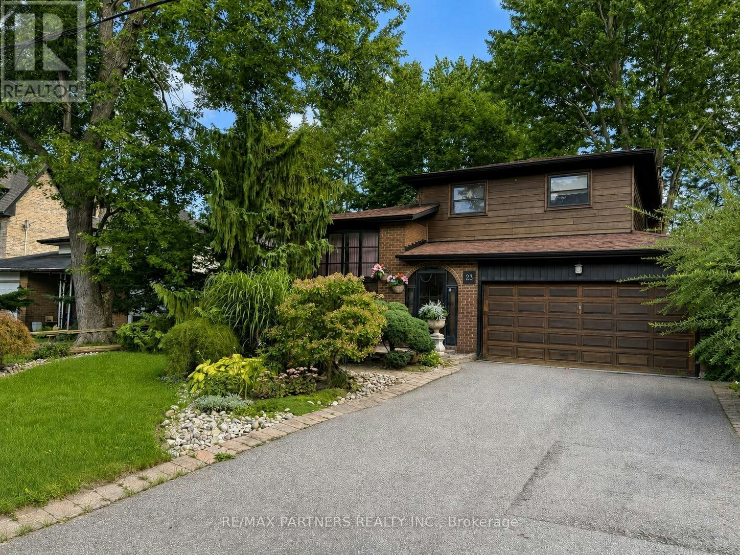 23 Pomander Road, Markham, ON, L3R 1X5
