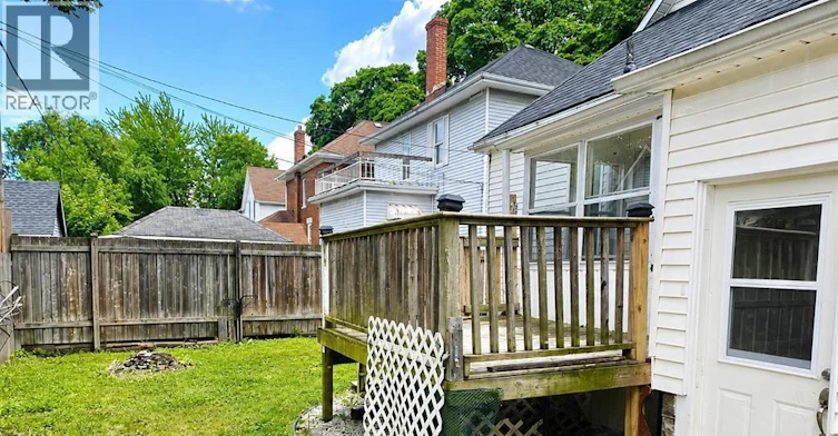 366 Cromwell Street, Sarnia, ON, N7T 3Y8 - 2