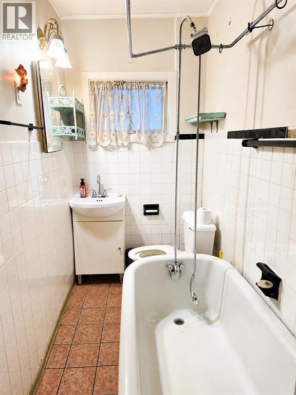 366 Cromwell Street, Sarnia, ON, N7T 3Y8 - 7