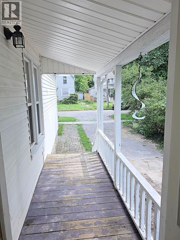 366 Cromwell Street, Sarnia, ON, N7T 3Y8 - 6