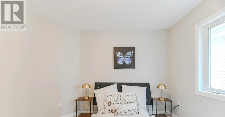 24 Weatherall Avenue, Cambridge, ON, N3H 0C4 - 36