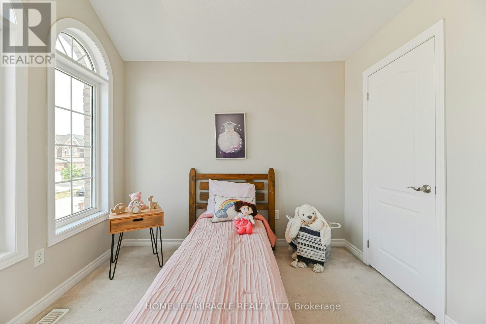 24 Weatherall Avenue, Cambridge, ON, N3H 0C4 - 31