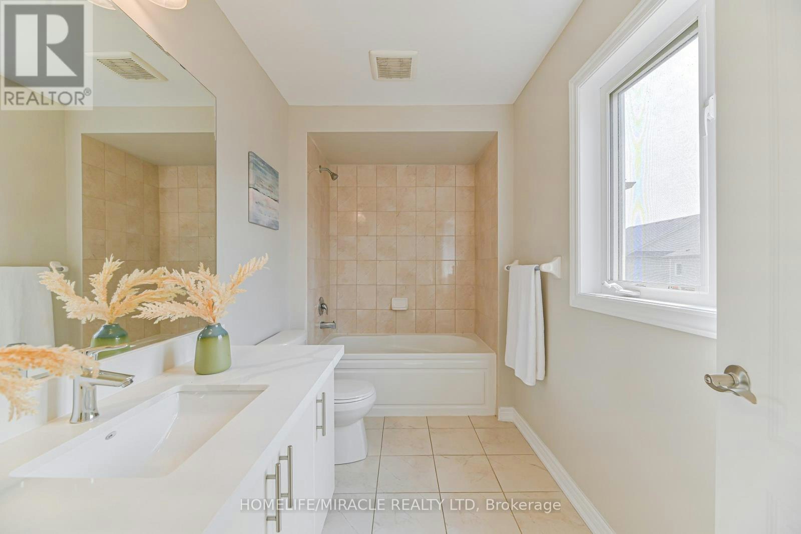 24 Weatherall Avenue, Cambridge, ON, N3H 0C4 - 47