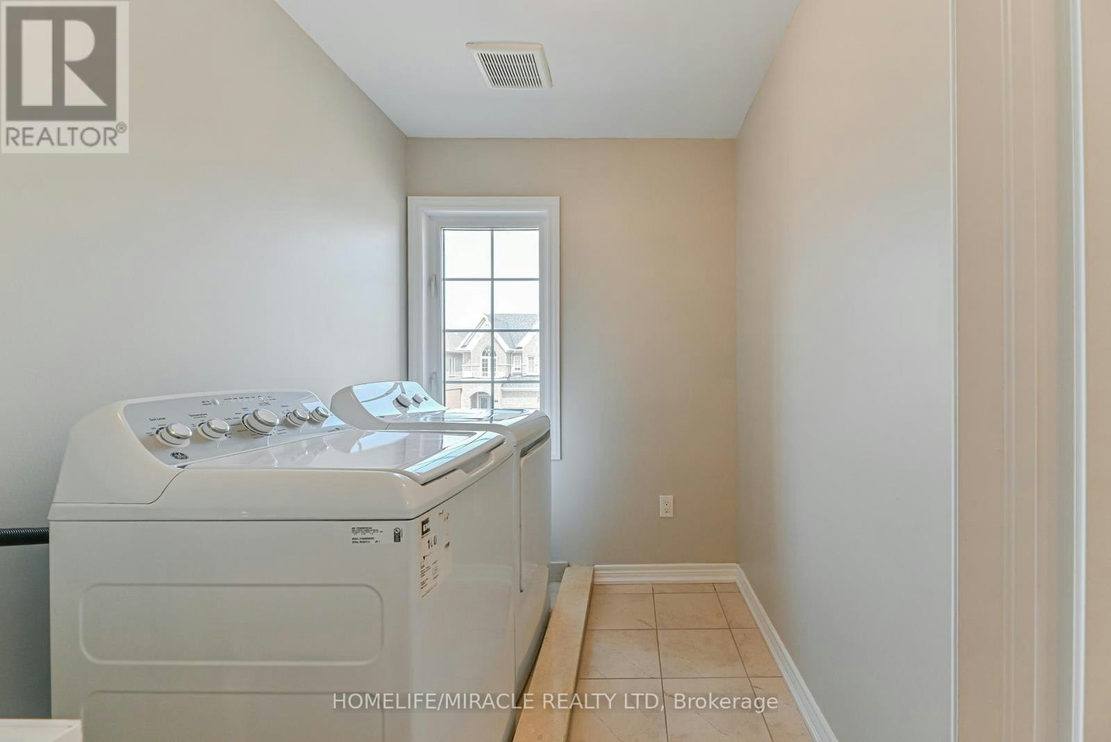 24 Weatherall Avenue, Cambridge, ON, N3H 0C4 - 34