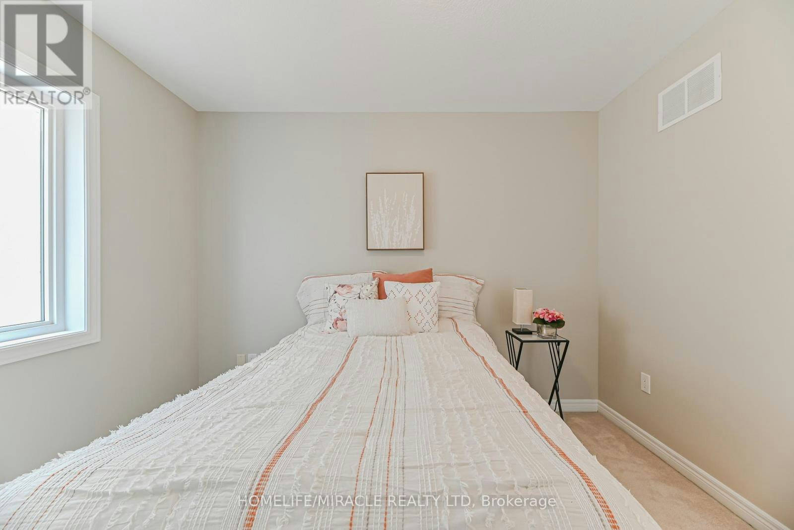 24 Weatherall Avenue, Cambridge, ON, N3H 0C4 - 39