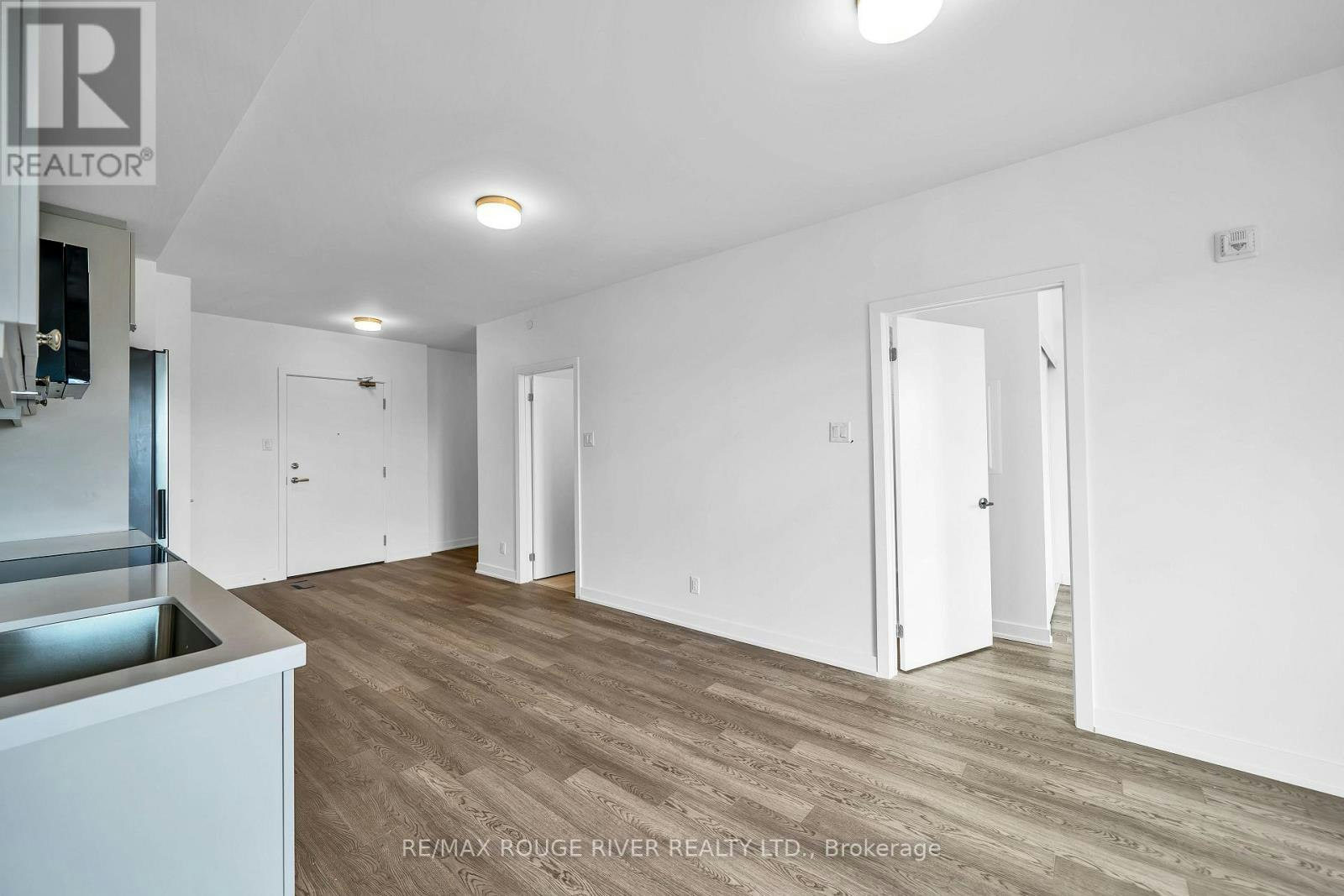 1104-55 Clarington Boulevard, Clarington, ON, L1C 7J4 - 10