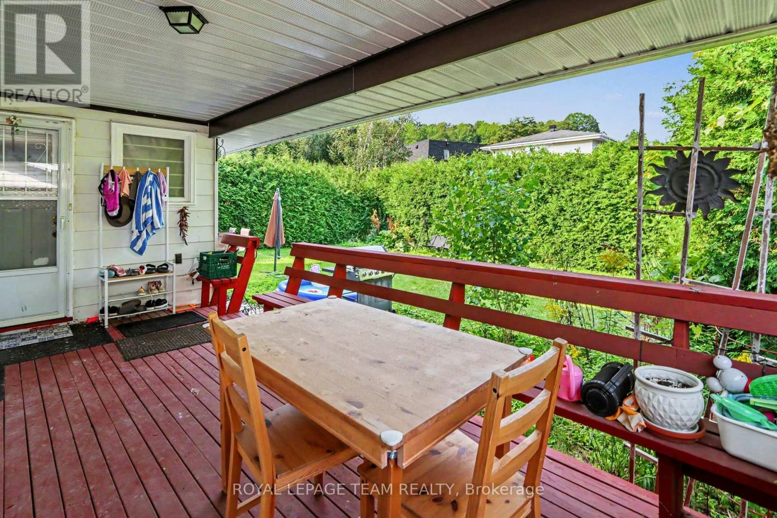 638 Laverendrye Drive, Ottawa, ON, K1J 7C4 - 28