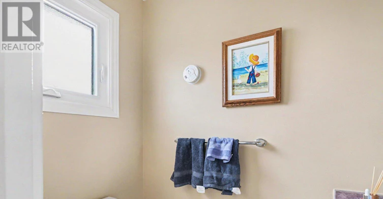 638 Laverendrye Drive, Ottawa, ON, K1J 7C4 - 22