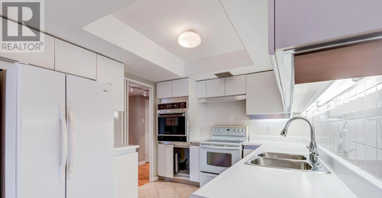 1305-1166 Bay Street, Toronto, ON, M5S 2X8 - 10