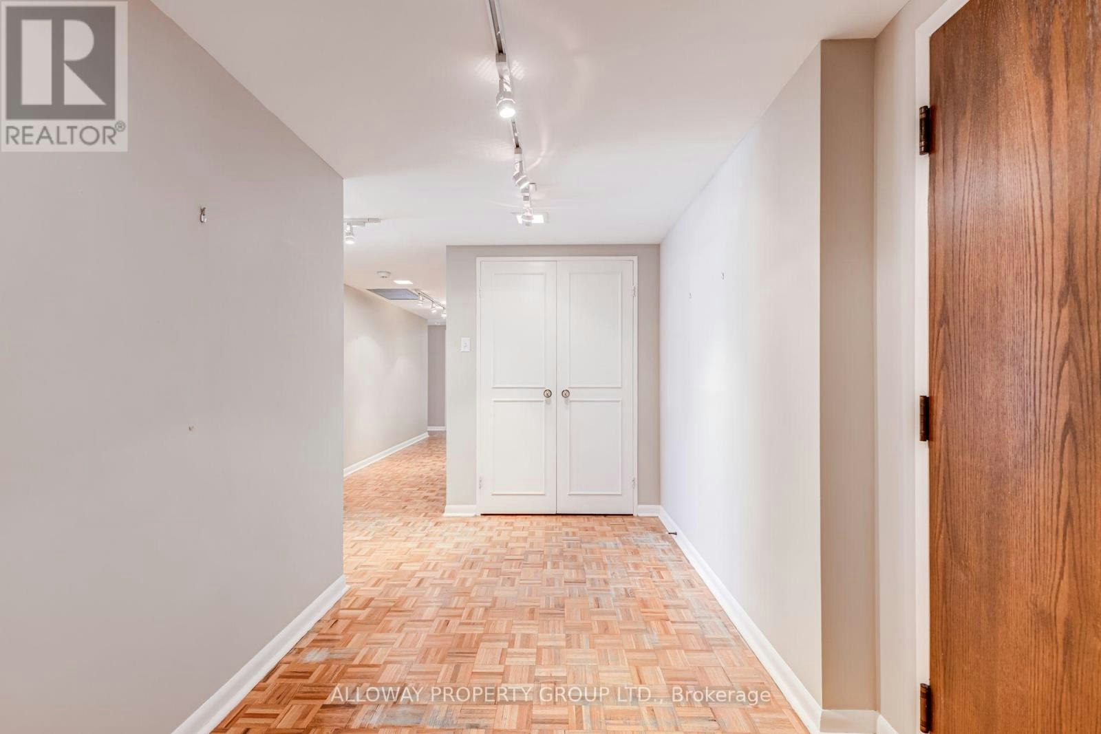 1305-1166 Bay Street, Toronto, ON, M5S 2X8 - 4