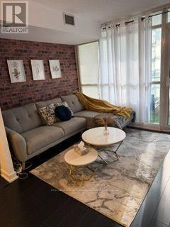 651-10 Capreol Court, Toronto, ON, M5V 4B3 - 9