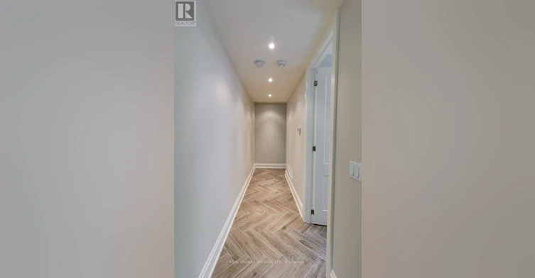 2A-692 Mount Pleasant Road, Toronto, ON, M4S 2N3 - 7