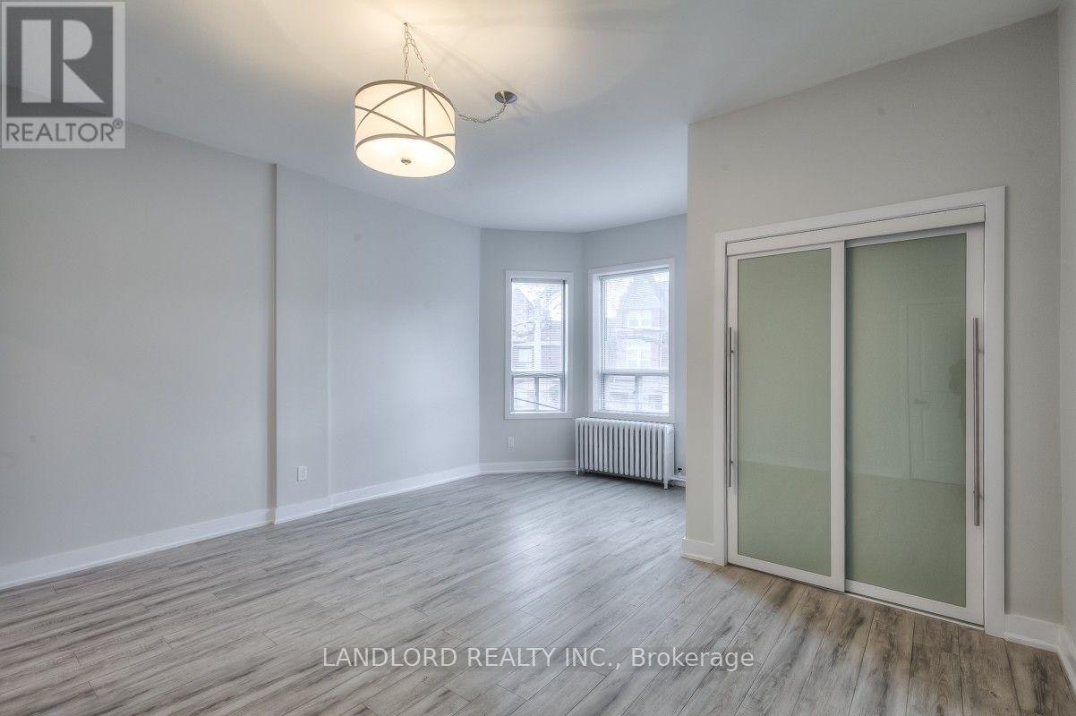2-37 Grange Avenue, Toronto, ON, M5T 1C6 - 12