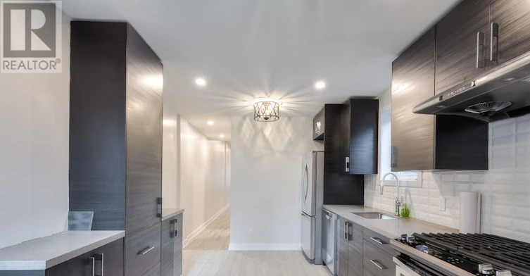 2-37 Grange Avenue, Toronto, ON, M5T 1C6 - 4
