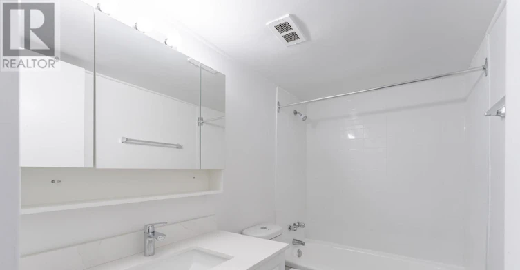 1202-1385 Midland Avenue, Toronto, ON, M1P 3B8 - 12
