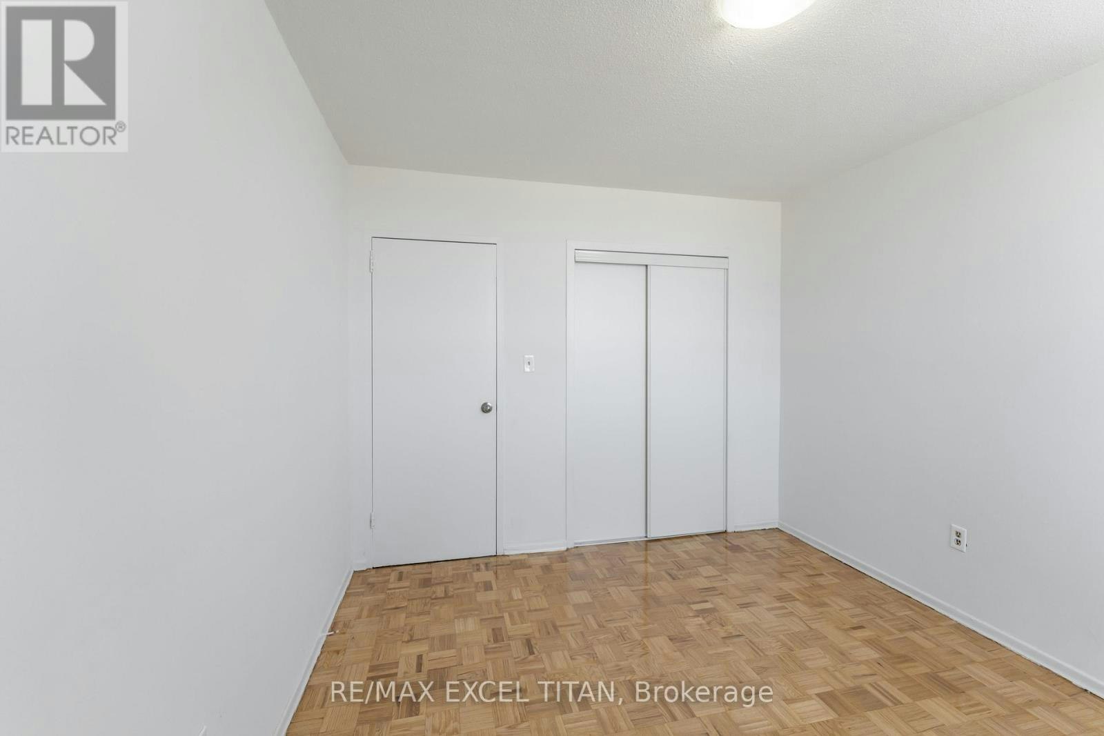 1202-1385 Midland Avenue, Toronto, ON, M1P 3B8 - 16
