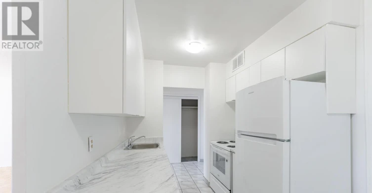 1202-1385 Midland Avenue, Toronto, ON, M1P 3B8 - 17
