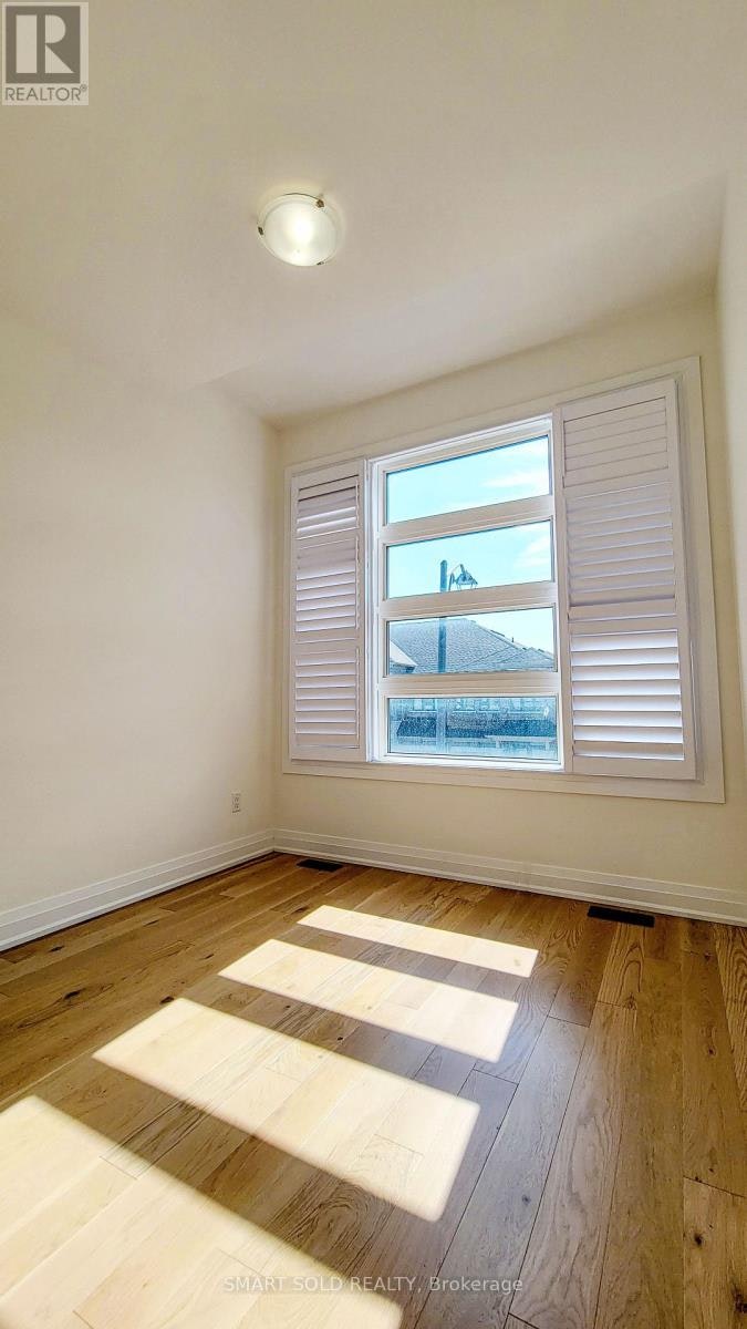 14 Boiton Street, Richmond Hill, ON, L4S 0J4 - 14