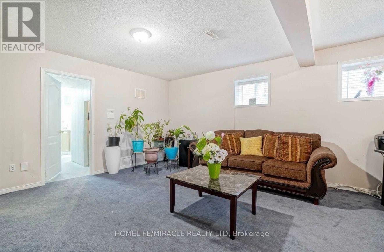 216 Van Scott Drive, Brampton, ON, L7A 1V9 - 14