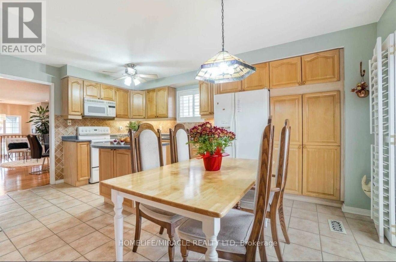 216 Van Scott Drive, Brampton, ON, L7A 1V9 - 10