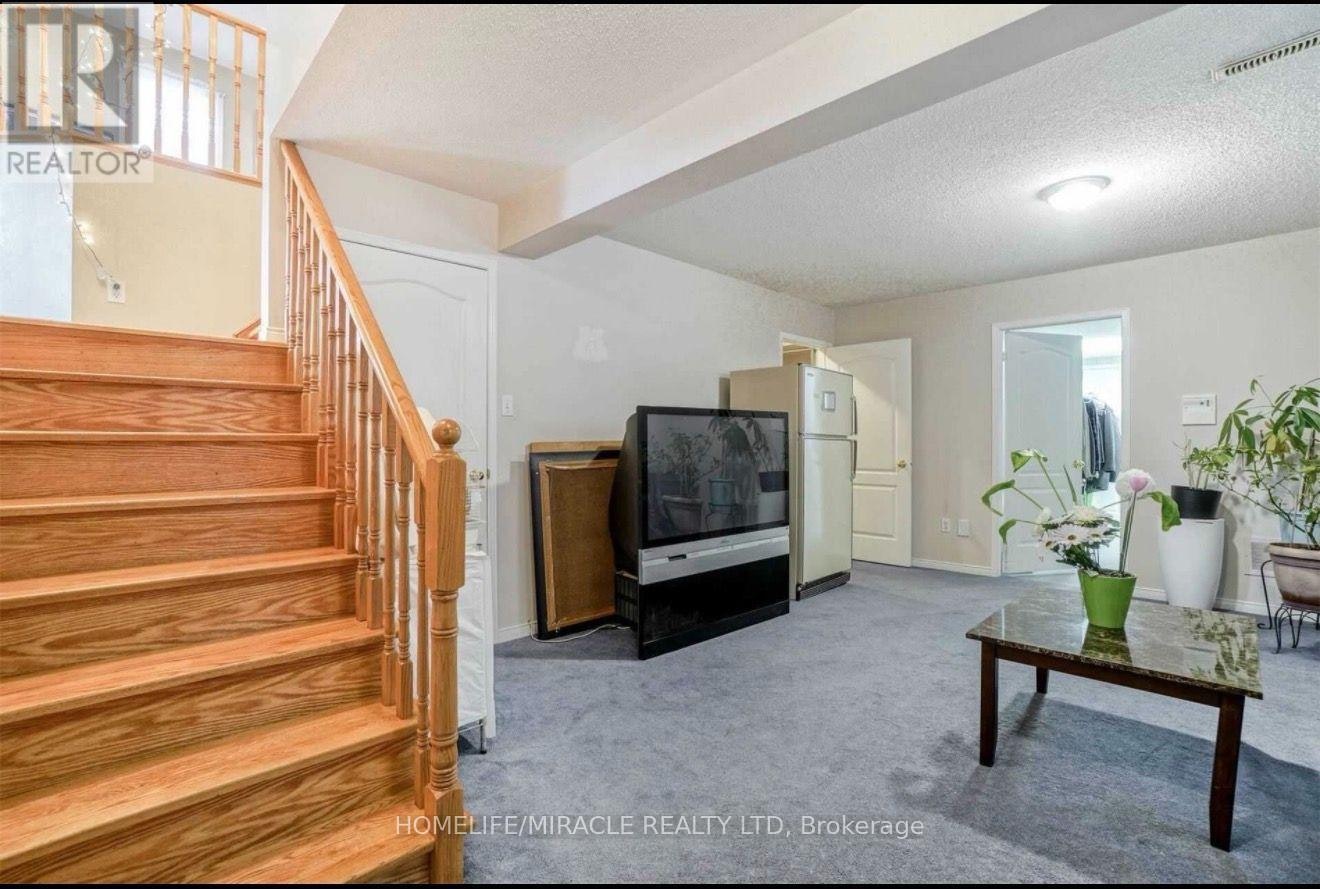216 Van Scott Drive, Brampton, ON, L7A 1V9 - 13