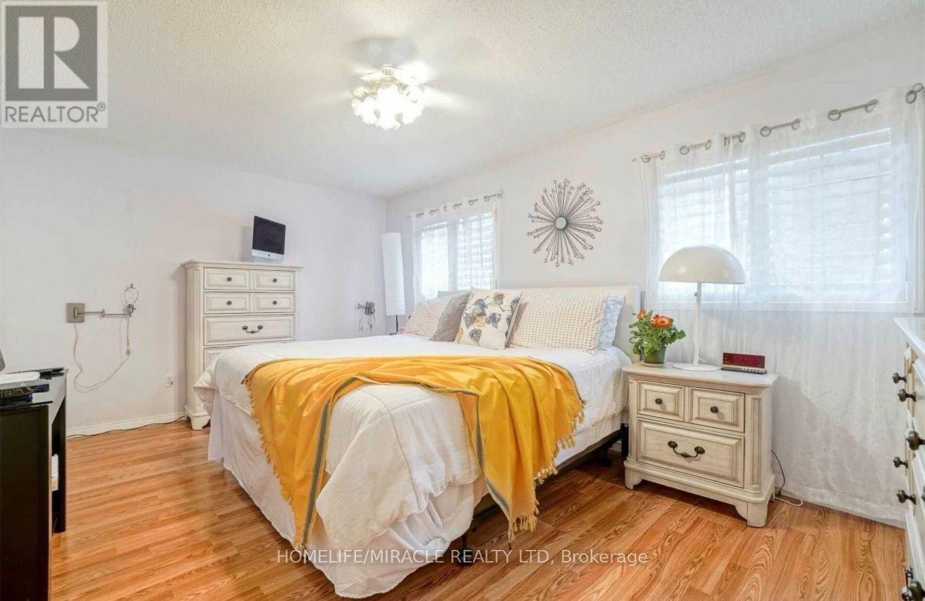 216 Van Scott Drive, Brampton, ON, L7A 1V9 - 12