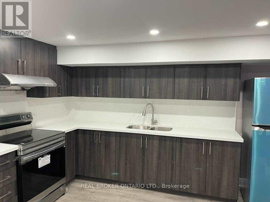 320 Williams Avenue, Milton, ON, L9T 2G2 - 2