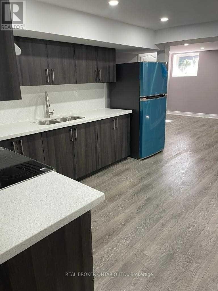 320 Williams Avenue, Milton, ON, L9T 2G2 - 4