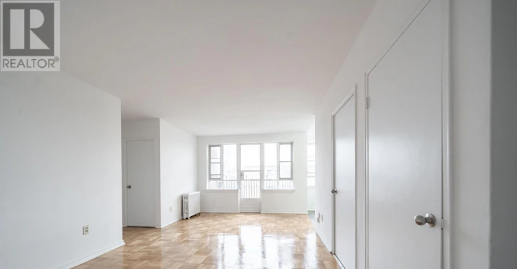 103-2507 Eglinton Avenue W, Toronto, ON, M6M 1S9 - 8