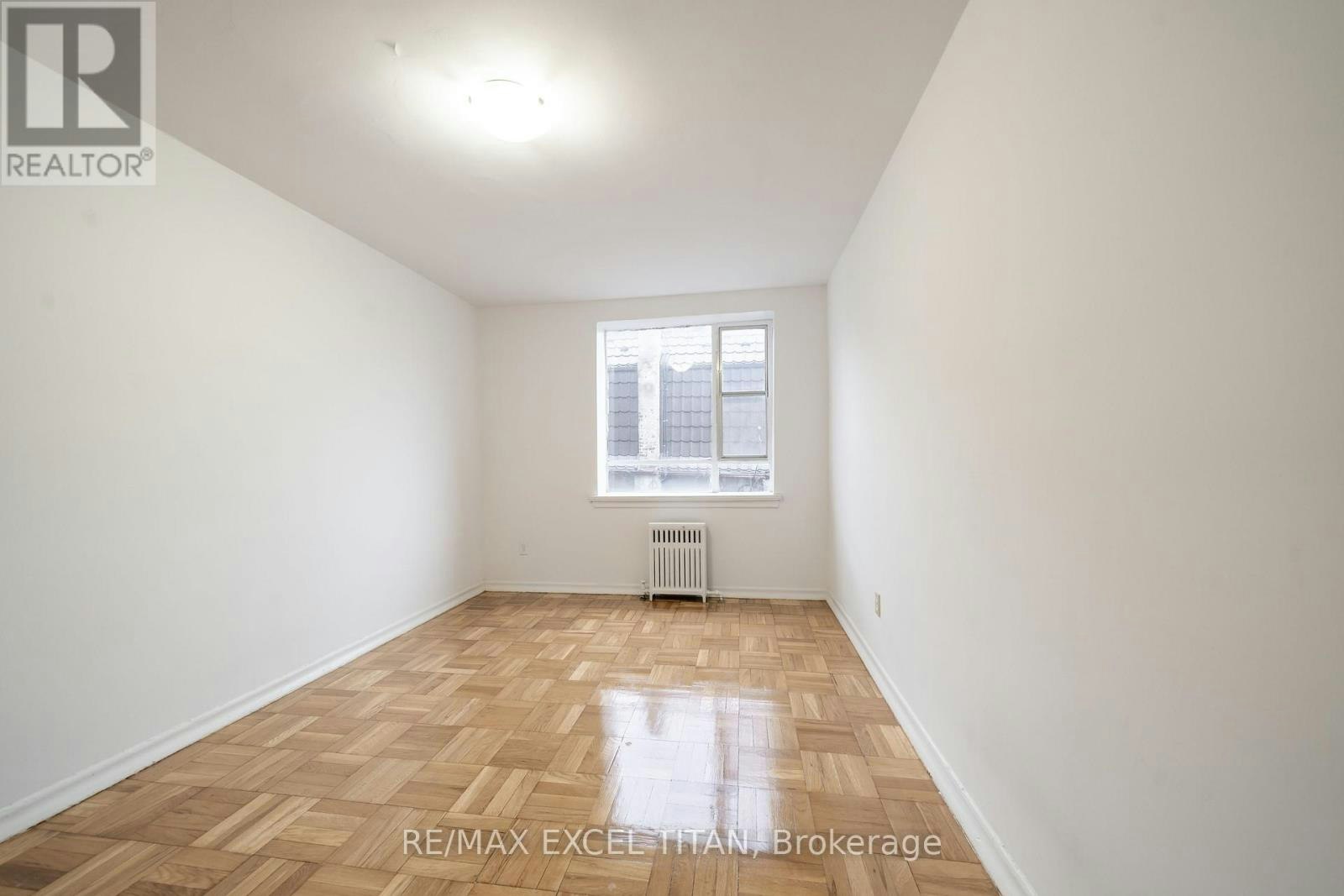 103-2507 Eglinton Avenue W, Toronto, ON, M6M 1S9 - 6