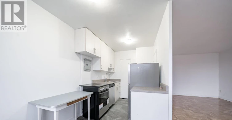 103-2507 Eglinton Avenue W, Toronto, ON, M6M 1S9 - 10