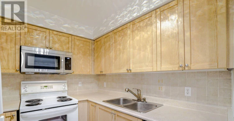306-11 Michael Power Place, Toronto, ON, M9A 5G3 - 9