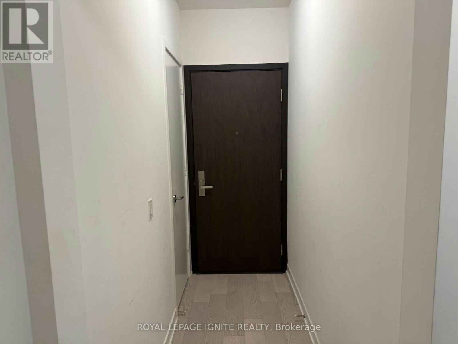 2402-1 Yorkville Avenue, Toronto, ON, M4W 0B1 - 4