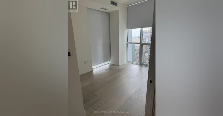 2402-1 Yorkville Avenue, Toronto, ON, M4W 0B1 - 18