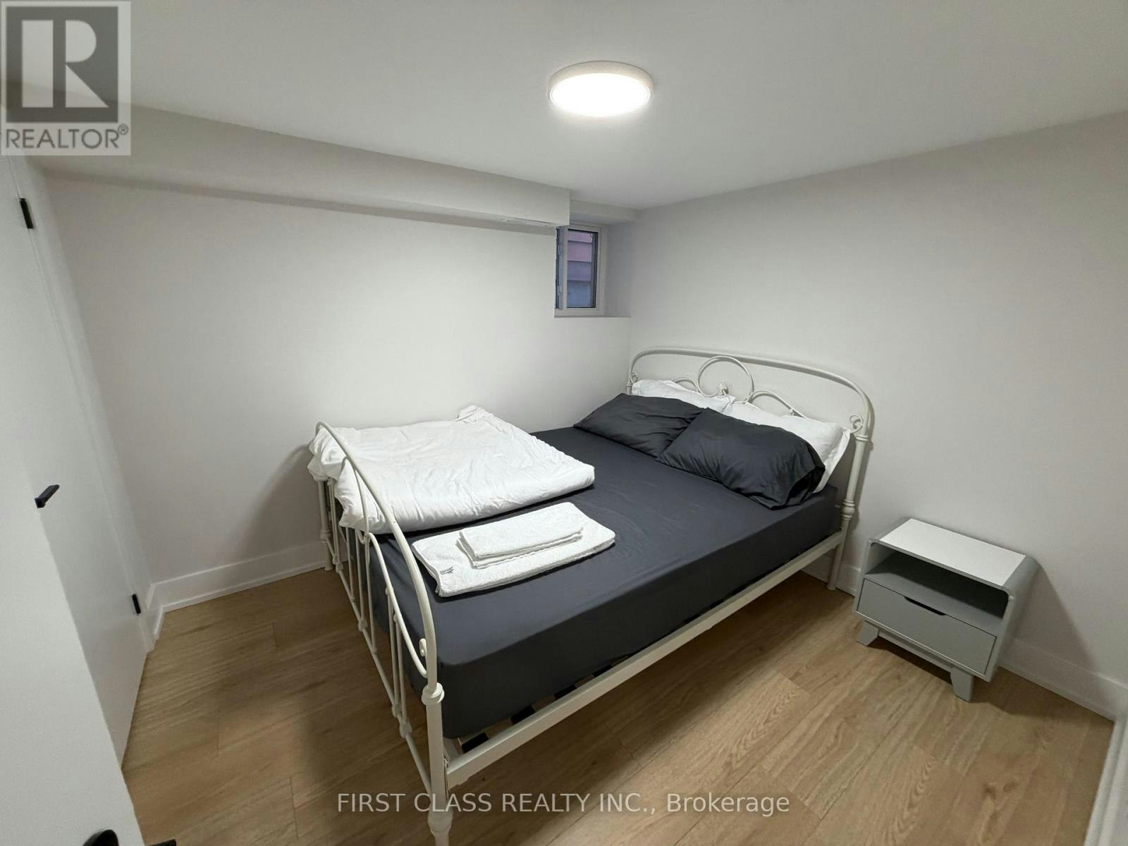 BASEMENT-431 Roxton Road, Toronto, ON, M6G 3R5 - 7