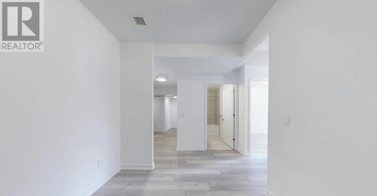 631-8 Tippett Road, Toronto, ON, M3H 0E7 - 14