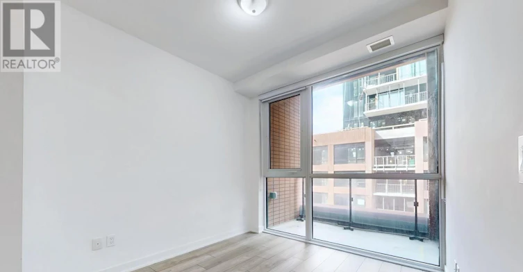 631-8 Tippett Road, Toronto, ON, M3H 0E7 - 23