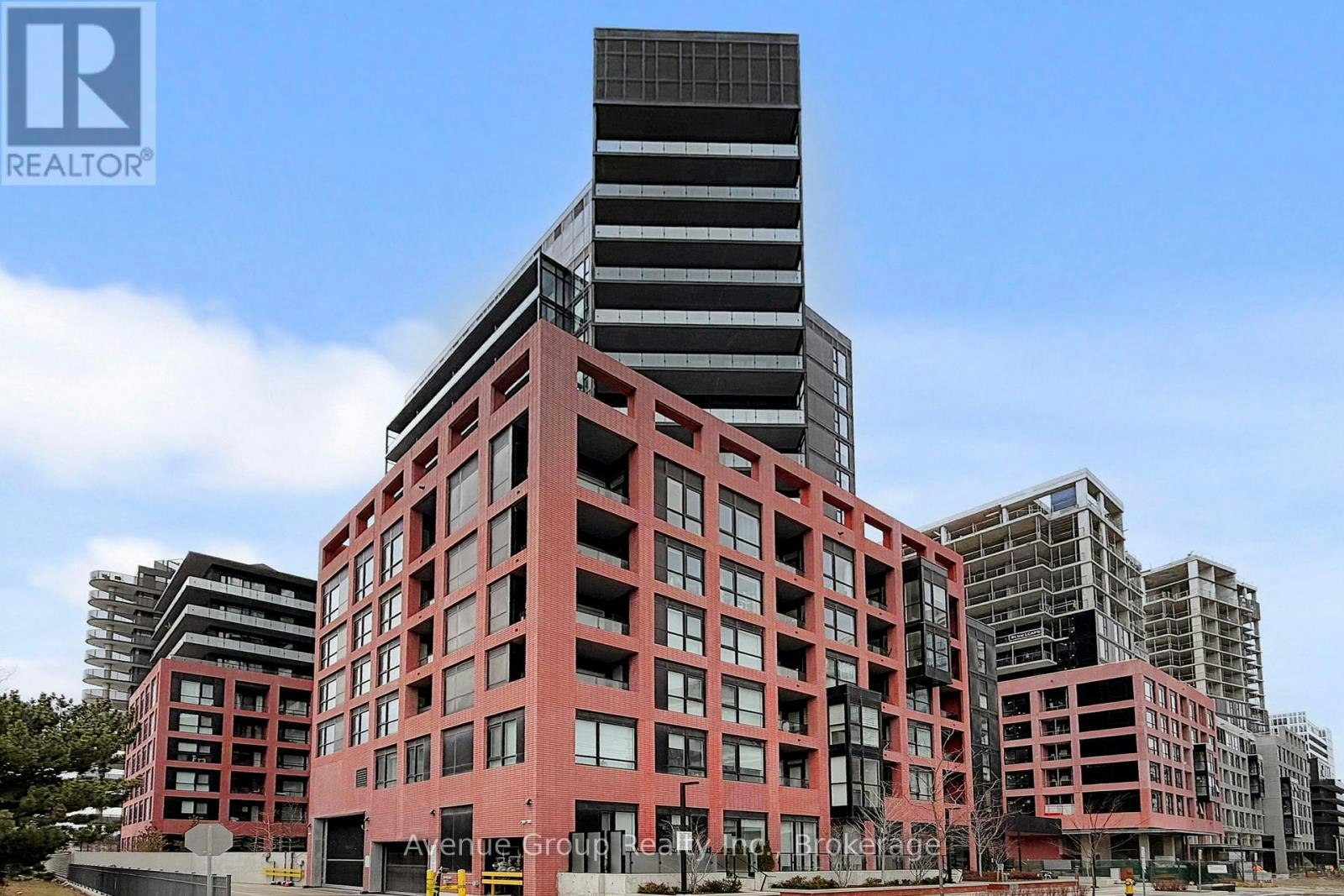 631-8 Tippett Road, Toronto, ON, M3H 0E7 - 2
