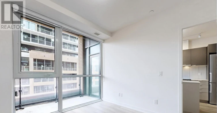 631-8 Tippett Road, Toronto, ON, M3H 0E7 - 21
