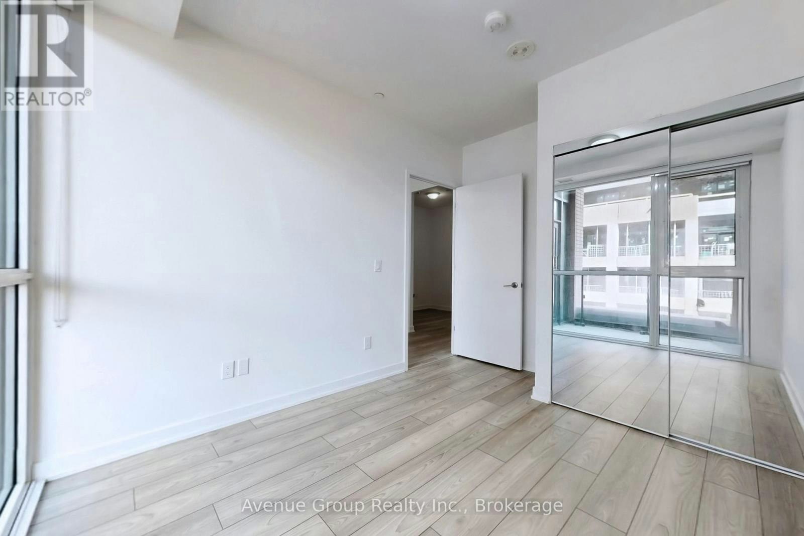 631-8 Tippett Road, Toronto, ON, M3H 0E7 - 25