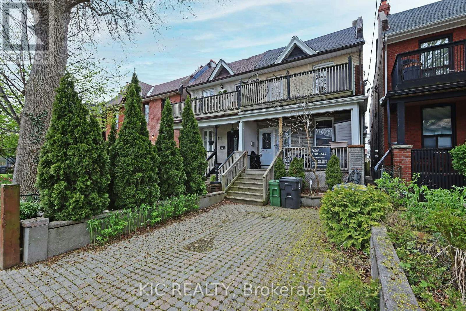 20 Ashdale Avenue, Toronto, ON, M4L 2Y7