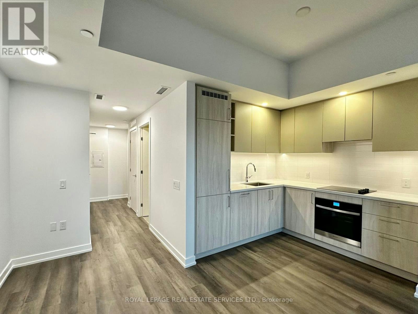 901-5 Meadowdale Road, Toronto, ON, L4K 0C7 - 8